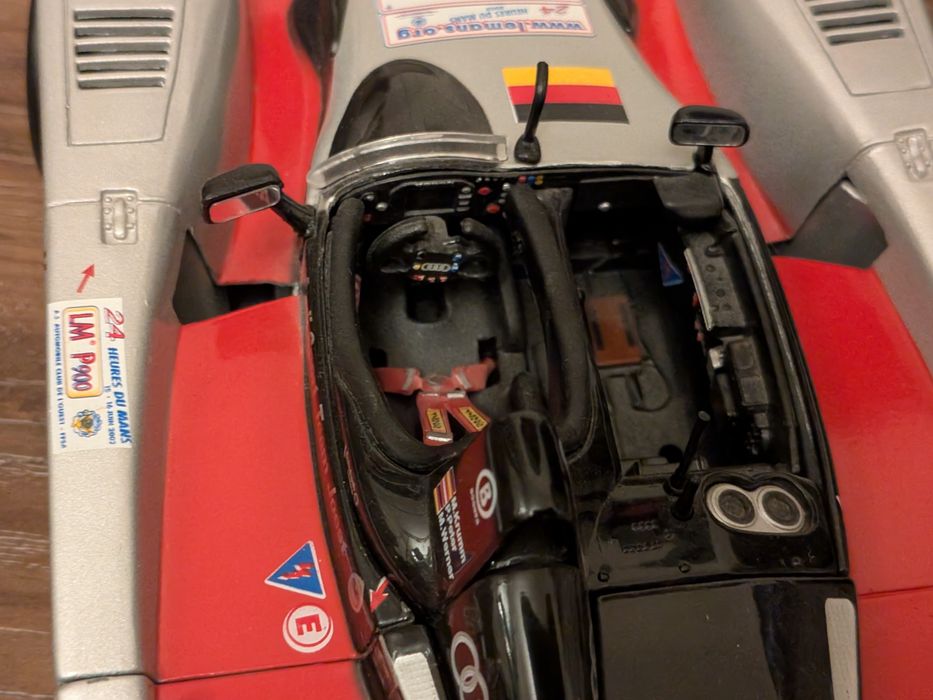 Срочно 1:18 редкие модели maisto audi r8 porsche 911 gt