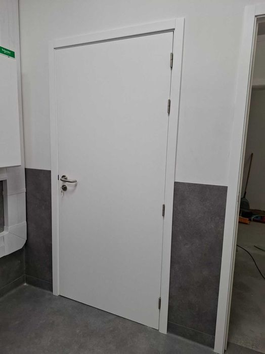 Portas para salas de TAC e RaioX