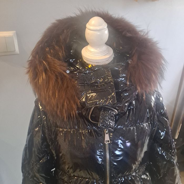 Kurtka czarna lakierowana kamizelka futerko 38 40