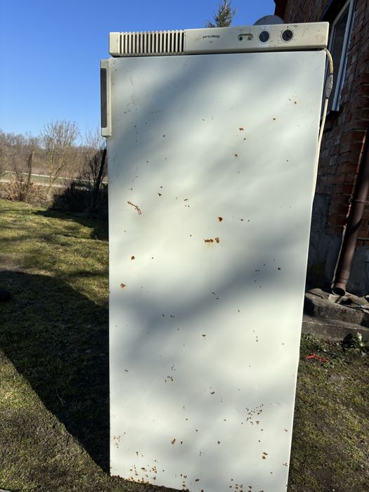 Продам холодильник камеру