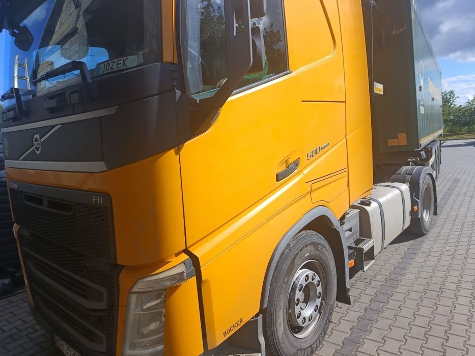Volvo fh  Volvo 500KM 2015