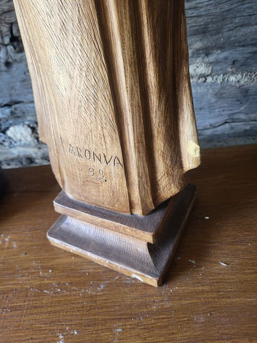 Duża figura Matka Boża z dzieciątkiem Jezus Maryja
