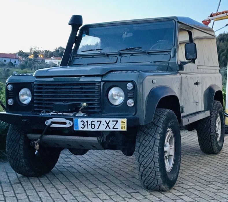 Land Rover Defender 90 2.5 TD5 Metal Top