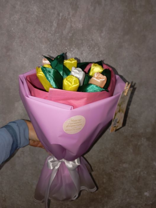 Букети з атласної стрічки