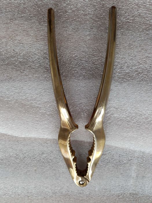 Quebra‑nozes em prata 925 – Italy459278538276884480