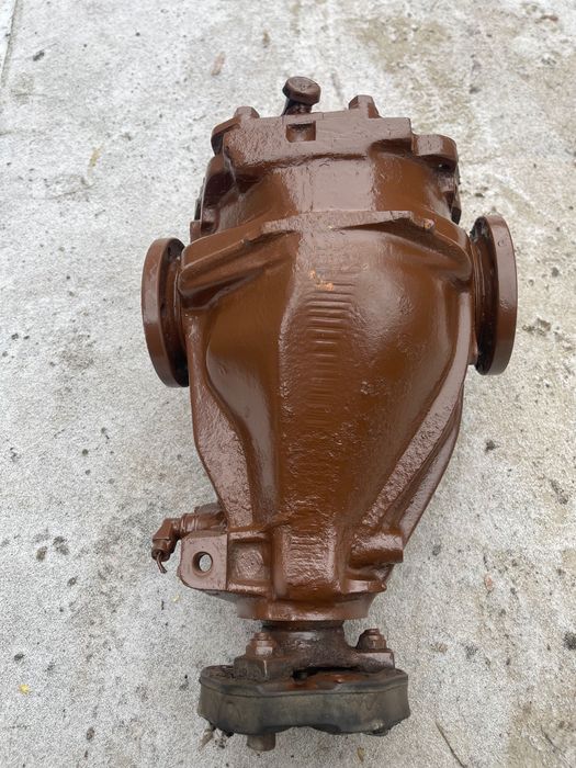 Редуктор Мерседес 124