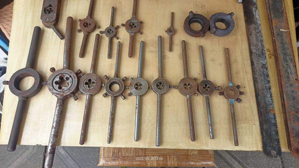 Сверла,патроны,метчики,лерки,держатели,развертки