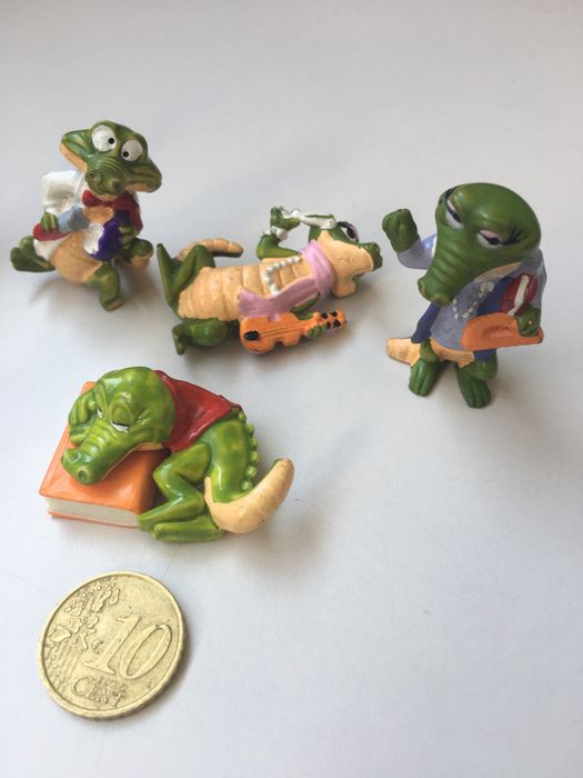 FERRERO Figures / Dolls423648044978032646