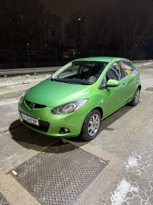 Мазда 2 автомат Mazda 2