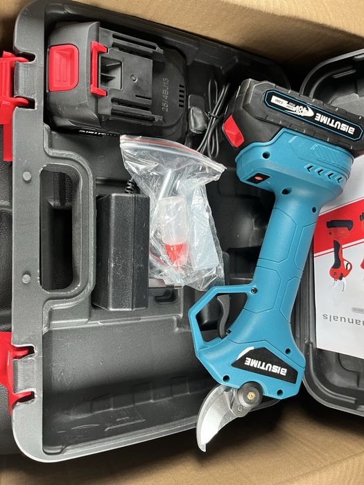 Tesoura de podar profissional 2 baterias compativeis makita