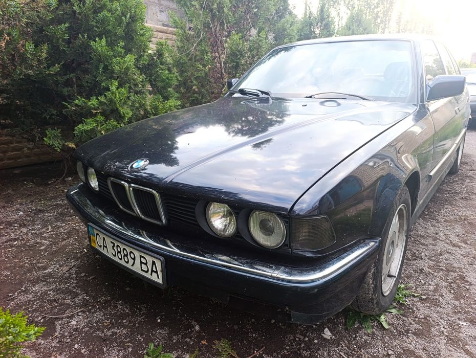 BMW 735 E32 1990