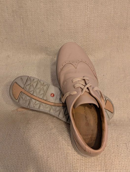 Półbuty skórzane damskie Clarks