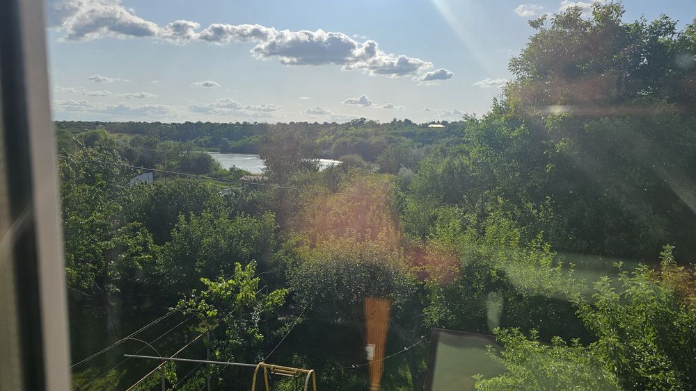 Продам заміський будинок