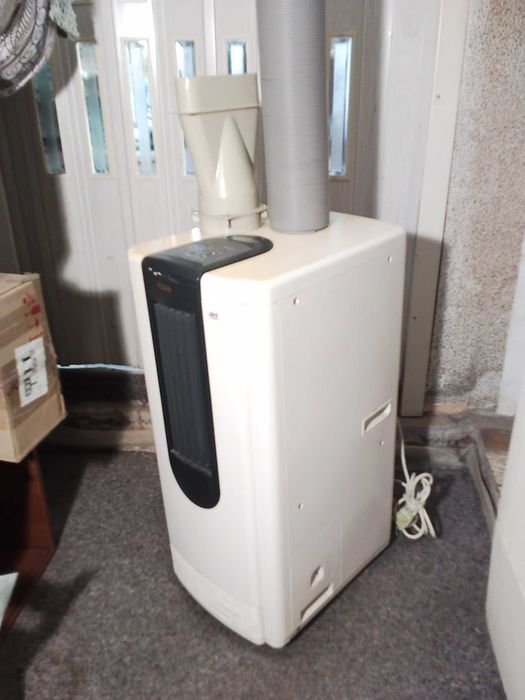 Кондиціонер мобільний на колесах HAIER HM-09CC03/R1.На площу до 25м.кв