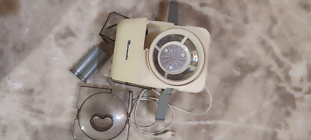 Соковижималка електрична