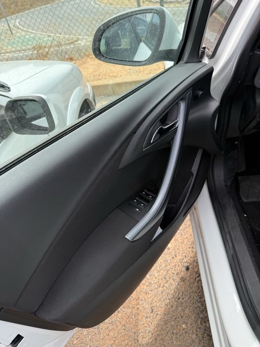 Opel Astra edition tourear foto 5