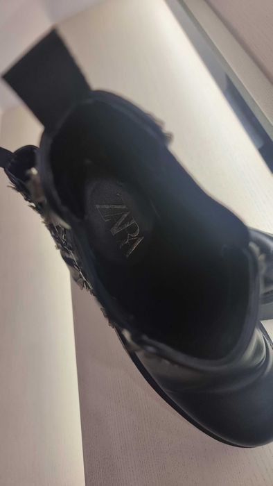 Взуття  жіноче Zara