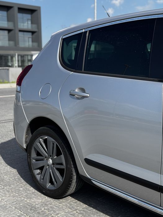 Peugeot 3008 Пежо 3008