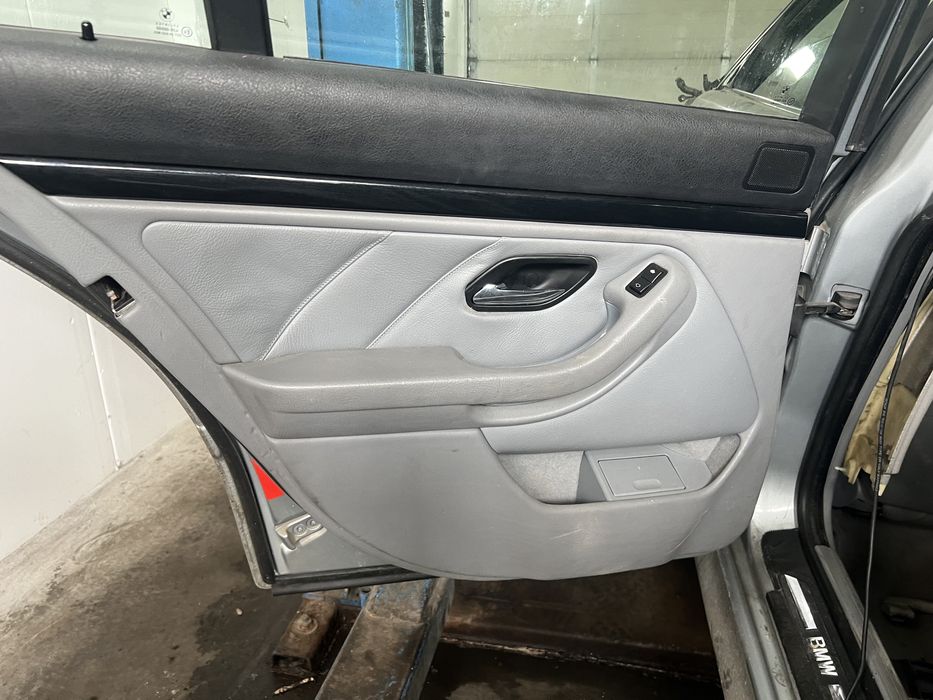 Bmw e39 528i brak silnika wszystkie czesci touring sedan