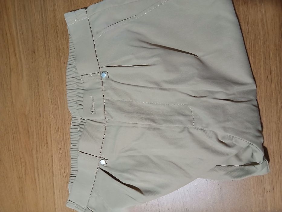 Calça creme modelo skiny