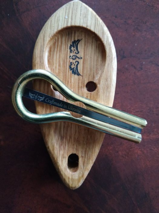 Варган з футляром