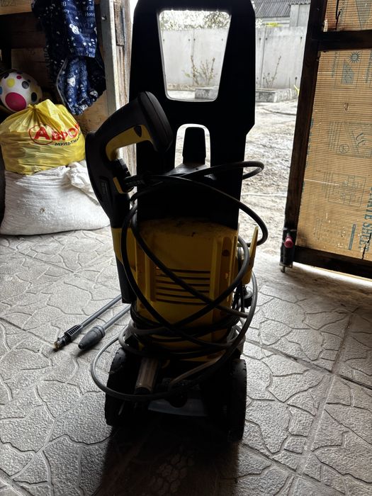 Karcher k3 б/у  Керхер К3