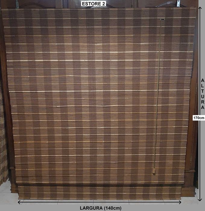 4 estores de janelas (bem estimados)