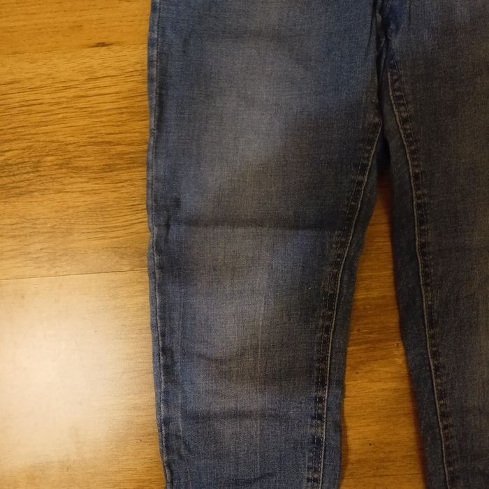 Dżinsy Bershka 40