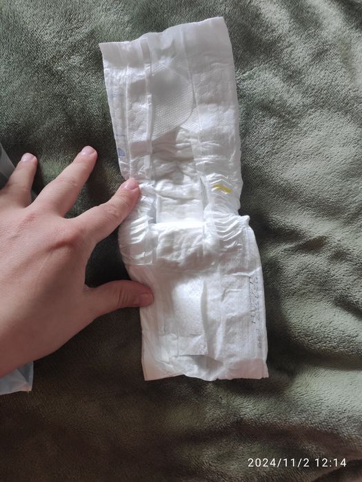 Памперсы подгузники размер xs на вес до 3 кг 21 штука фирмы Babylove