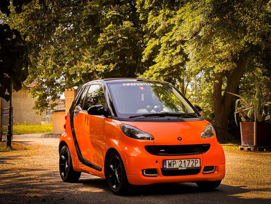 Smart Fortwo Wyjątkowy Smart Fortwo Cabrio 1.0 Turbo Night Orange