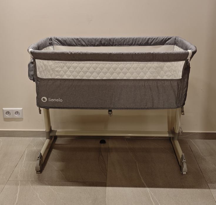 Łóżeczko/dostawka lionelo theo szary + materac z manufaktury materacy