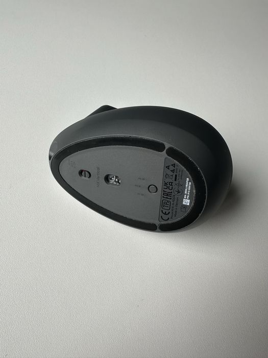 Mysz ergonomiczna wertykalna Logitech MX Vertical
