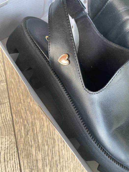 CheBello sandały skóra naturalna 37