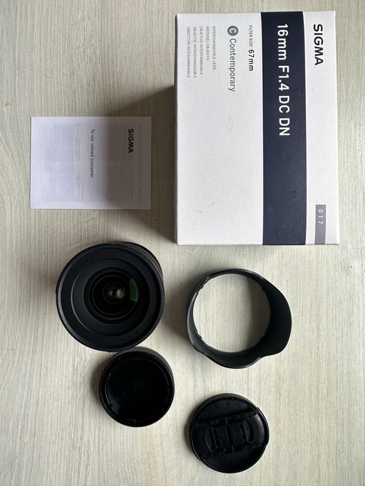 Sigma 16mm f/1.4  — Canon RF-M