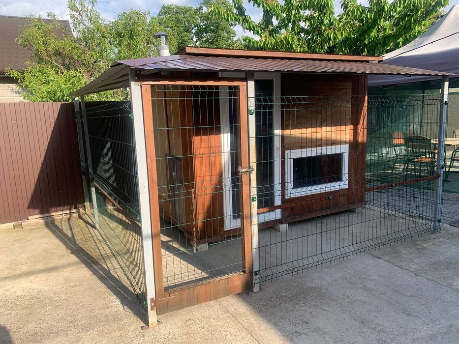 Волєр для собаки