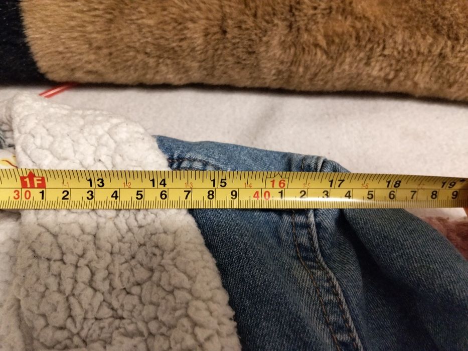 Куртки  джинсові