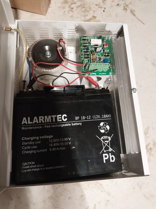 Akumulator bezobsługowy Alarmtec BP
bezobsługowy Alarmtec BP 18-12
bez