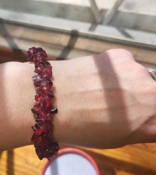Браслет из граната