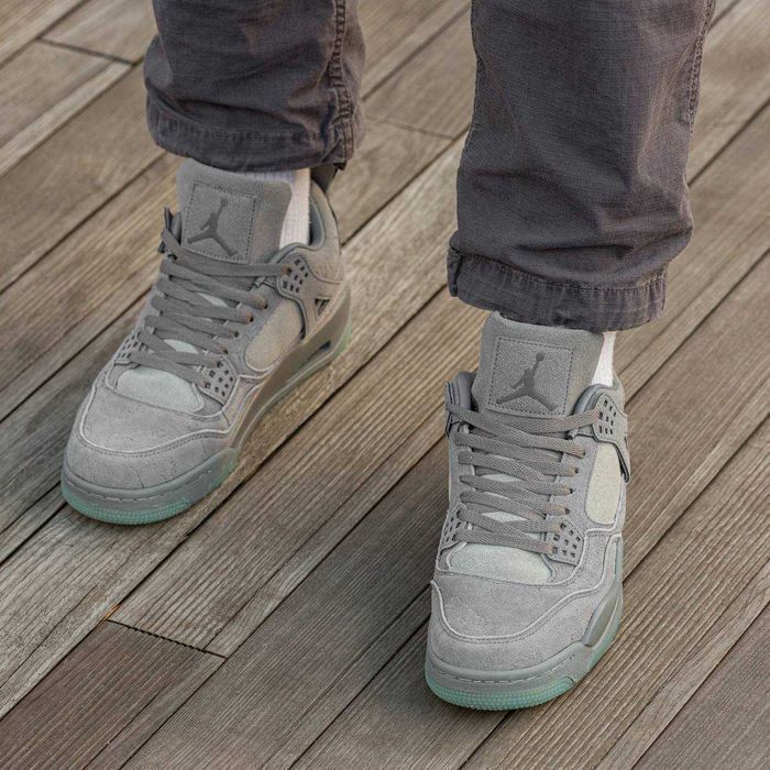 Кросівки Nike Air Jordan 4 Kaws premium