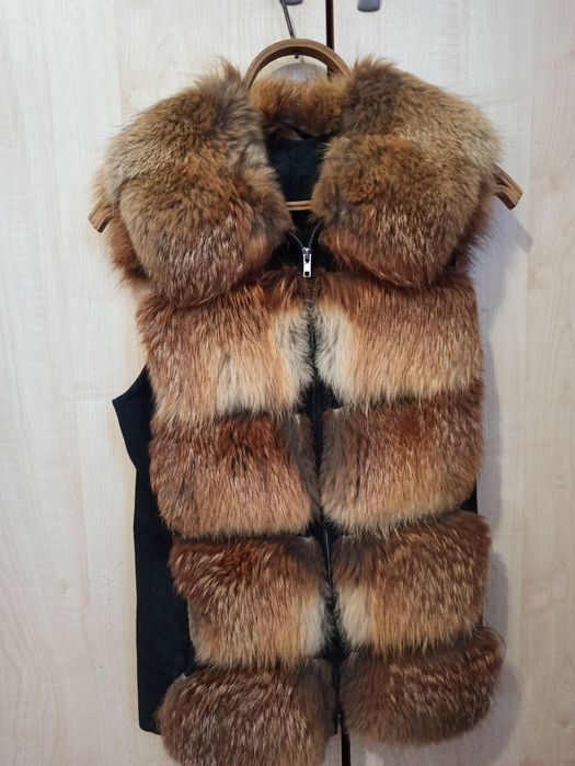 Продаю жилетку натуральну.