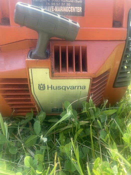 Kosa Husqvarna 225r sprawna + ogranicznik do tarczy