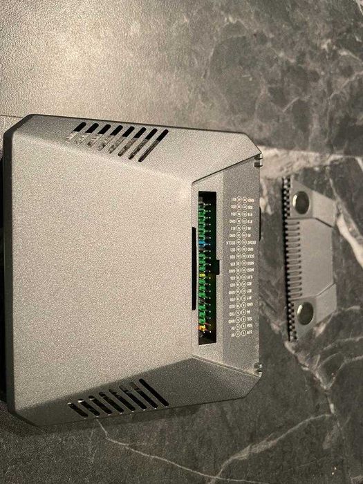 Raspberry Pi 4B 8GB RAM + Argon ONE z SSD Adapter