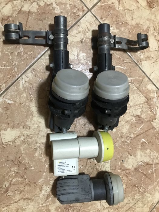 Головки до супутниковоі антени