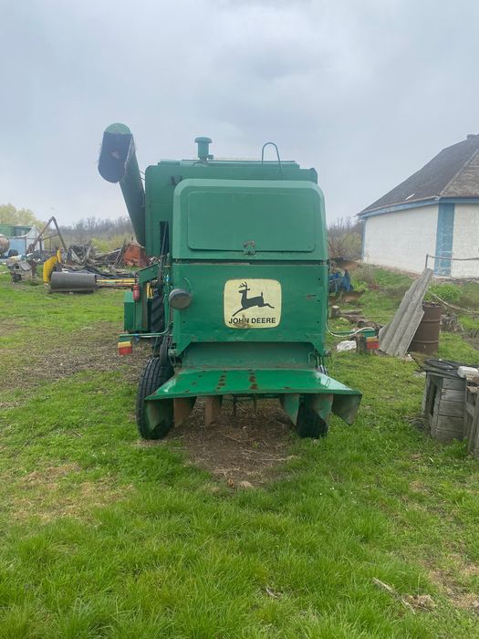 Продам комбаїн John Deere