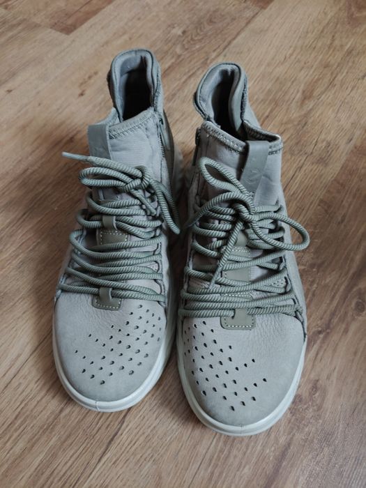Wysokie sneakersy ECCO 35