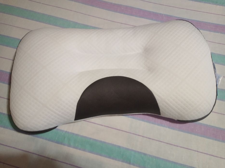 Подушка ортопедична з анатомічними вставками
