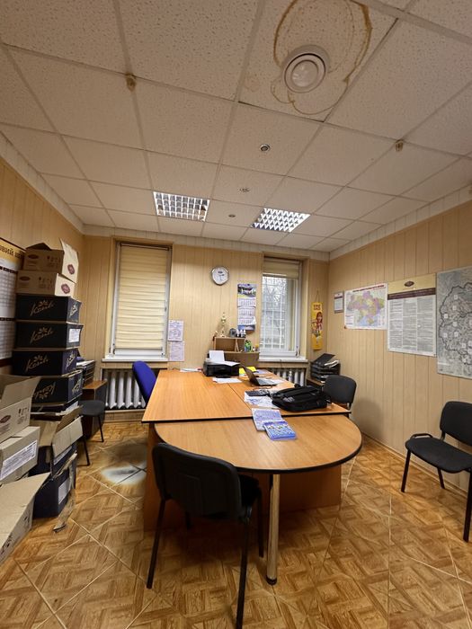 Офіси та складські приміщення Дніпровська