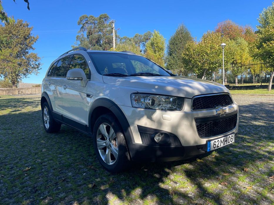 Chevrolet Captiva. 7 lugares. teto panorâmico. Muito estimado