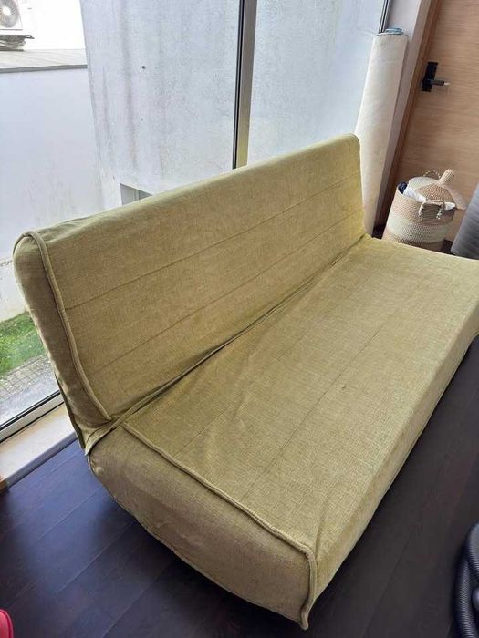 Sofá Cama IKEA 2m + Arrumação | Abre para Cama | Bom Estado