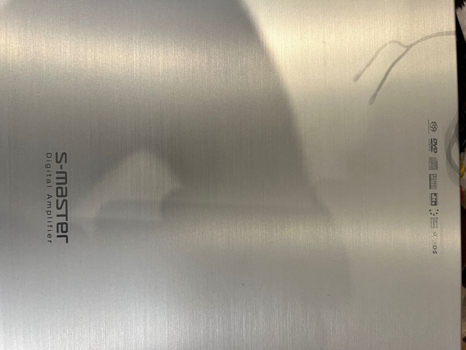 DVD Sony com amplificador de som 110W e colunas Yamaha, como novo